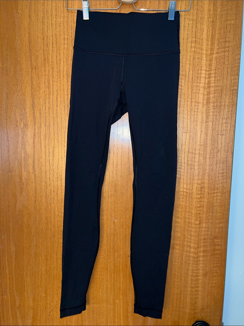 lululemon athletica Women’s Black High-Waist Stretch Leggings Luxtreme